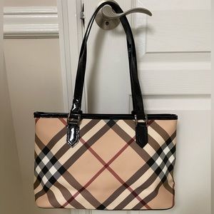 Authentic Burberry Nova Regent Tote. Used once. Excellent condition. Super Nova